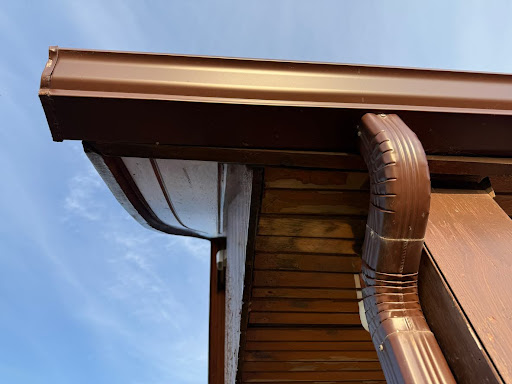 Top Gutter Maintenance Tips to Protect Your Home's Foundation